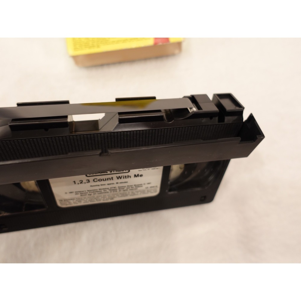 Sesame Street 123 Count With Me VHS Tape 1997 Sony Wonder Elmo Ernie Counting - Picture 3 of 9